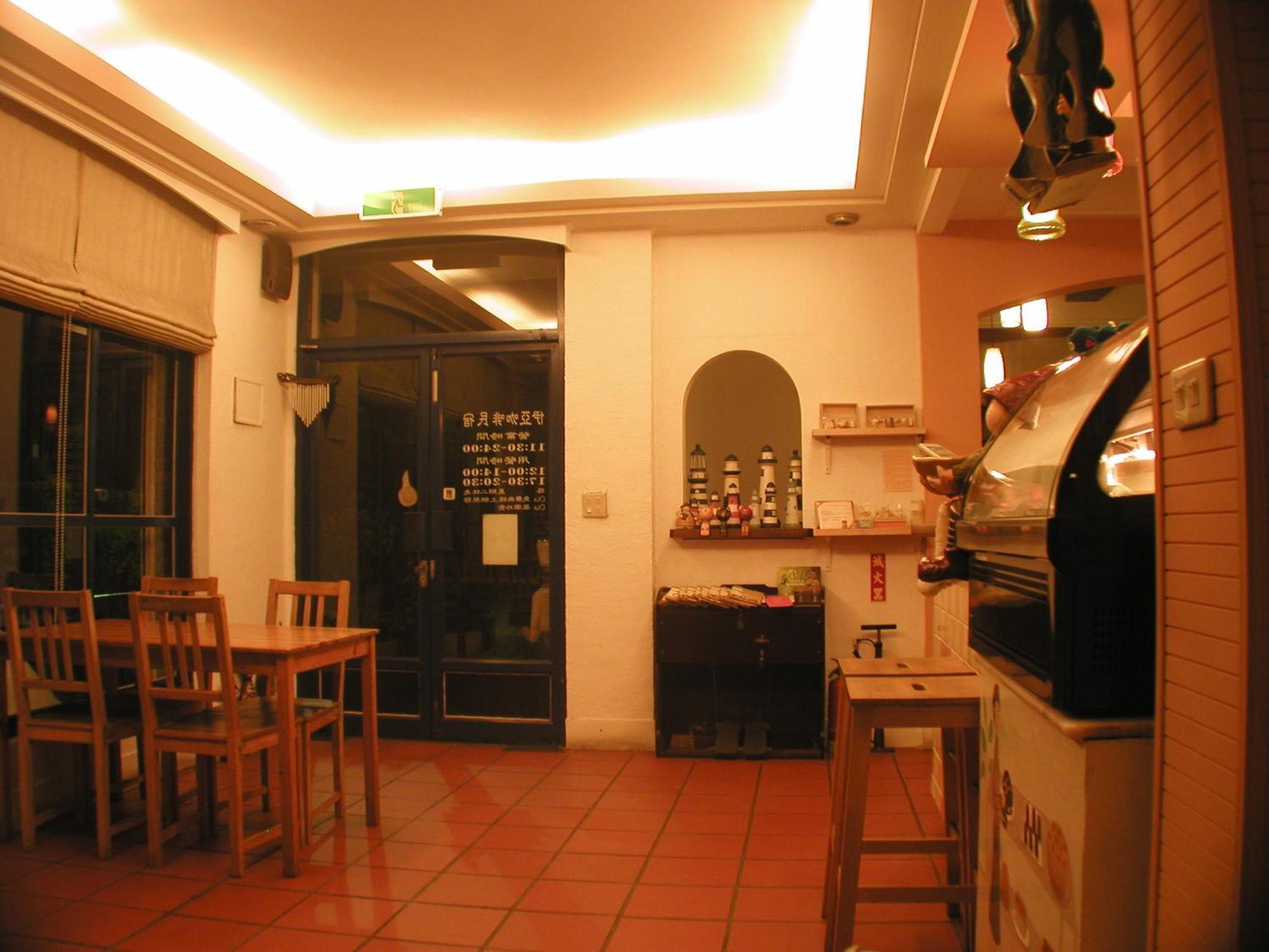 Oia Cafe B&B T'ai-tung Extérieur photo