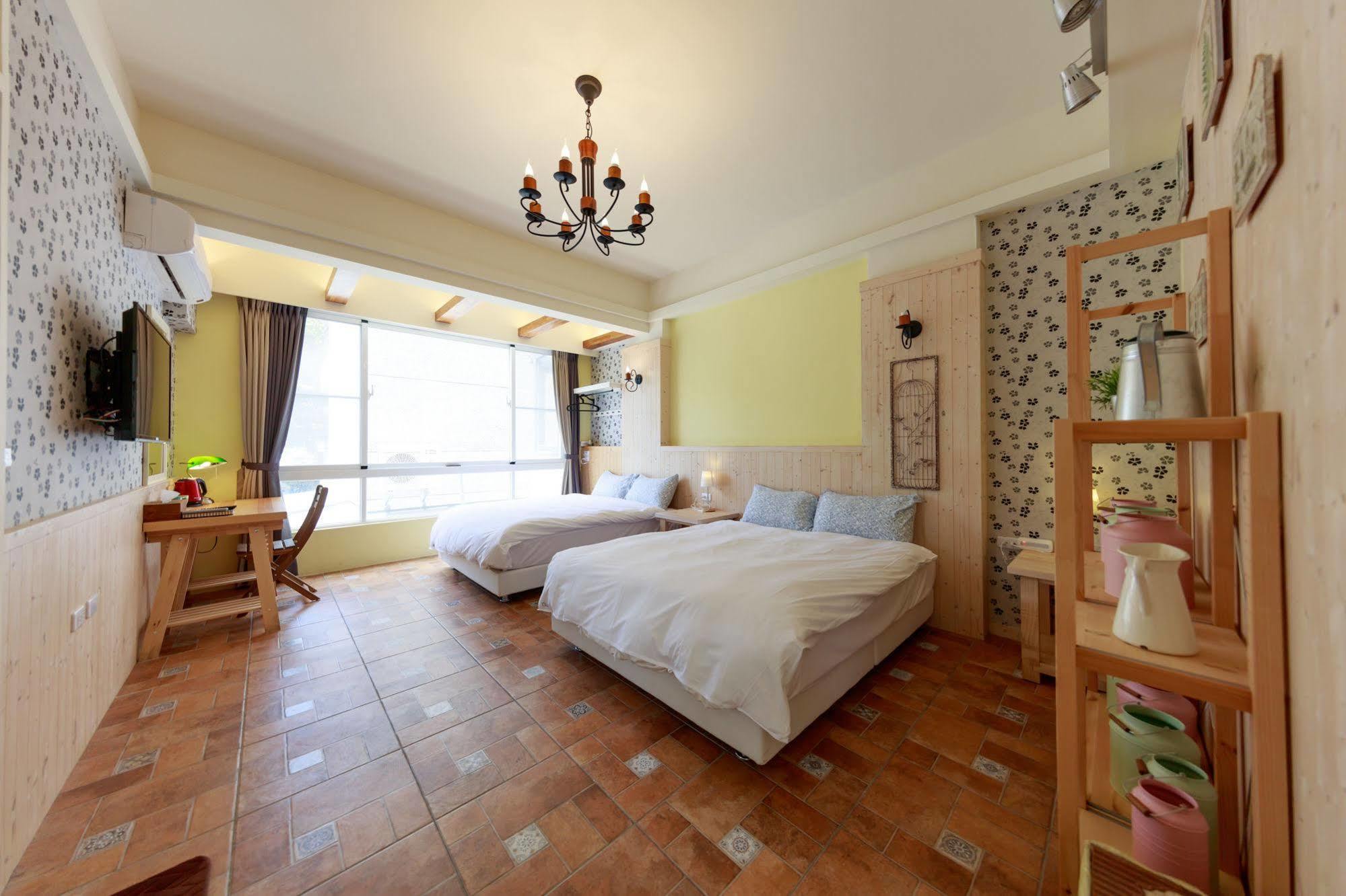 Oia Cafe B&B T'ai-tung Extérieur photo